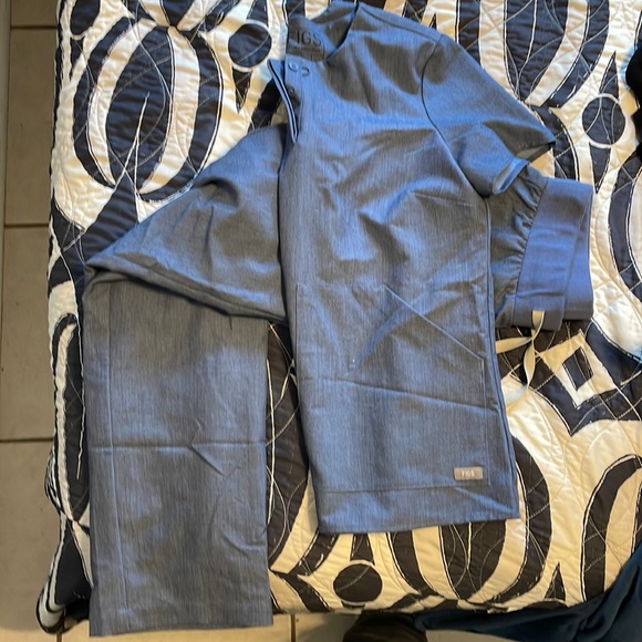 Figs Pants - Heather Denim Figs Cordoba Pants & Kasane top XS